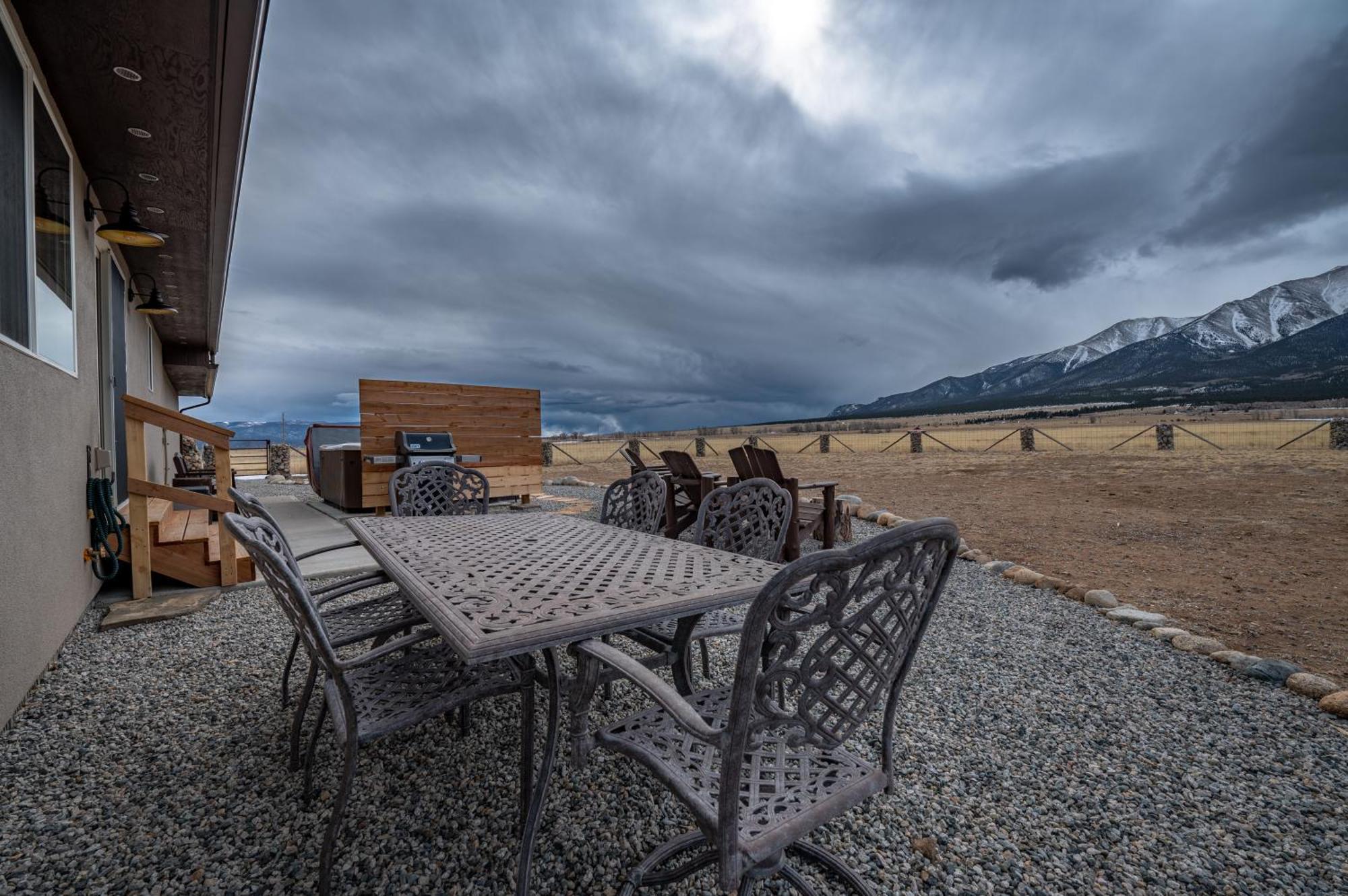 Buena Vista Mountain Retreat - Ultimate Privacy With Spa & Unbeatable Views Buitenkant foto
